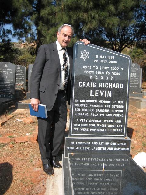 Unveiling of Craig's Tombstone