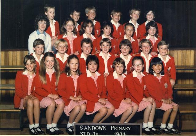 Class Photo 3M. Top right